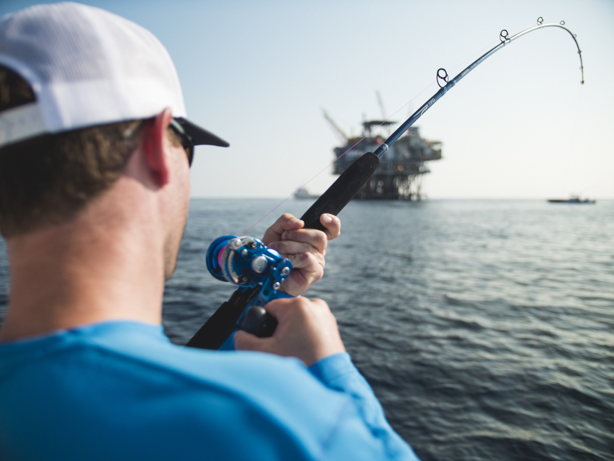 Essential Tips for Choosing the Right Type of Saltwater Fishing Rods